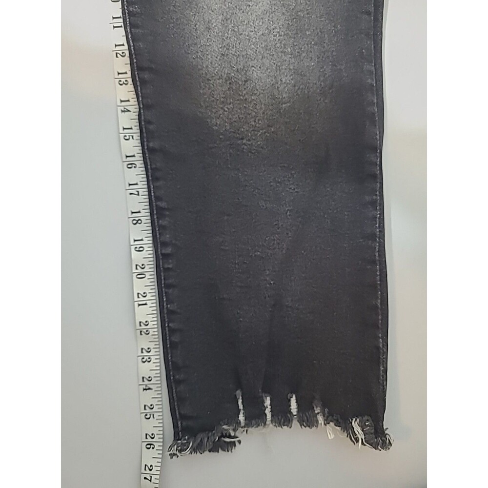 Celebrity Pink Women's Distressed Black Jeans 19/34 Raw Hem - Picture 8 of 12